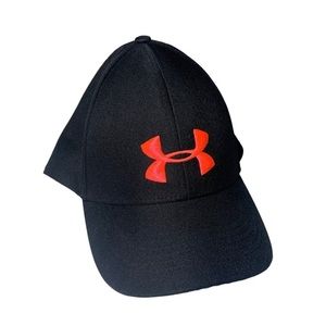 Under Armour Ball Cap Hat Black‎  Hot Pink Logo Adjustable Strap One Size